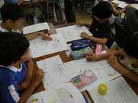 201107j3.jpg